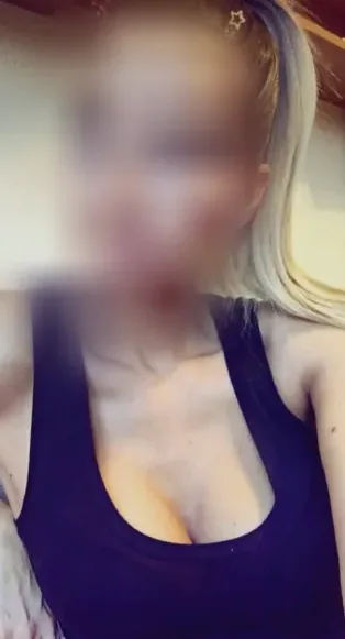 Merve, 28