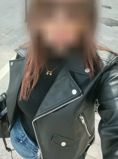 Stefanie, 36